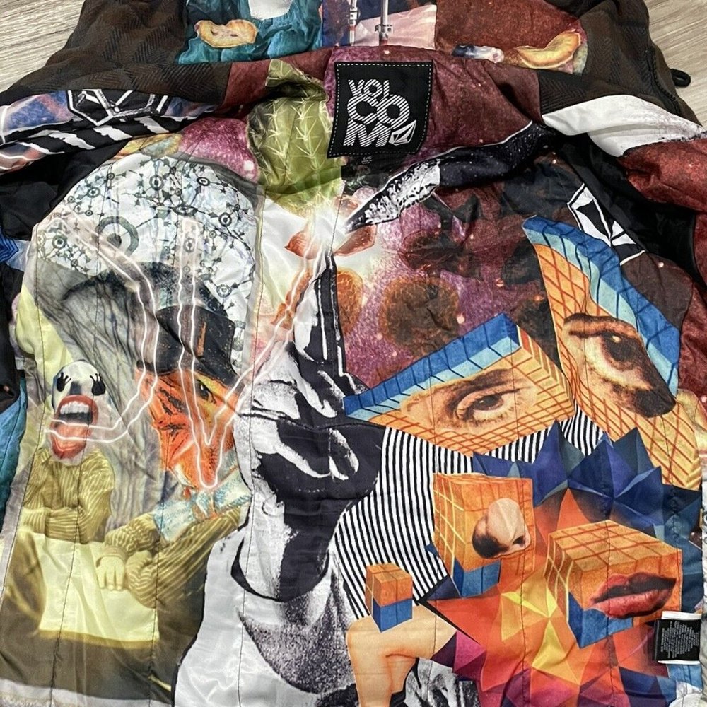 VOLCOM Jacket - Picture 3 of 12